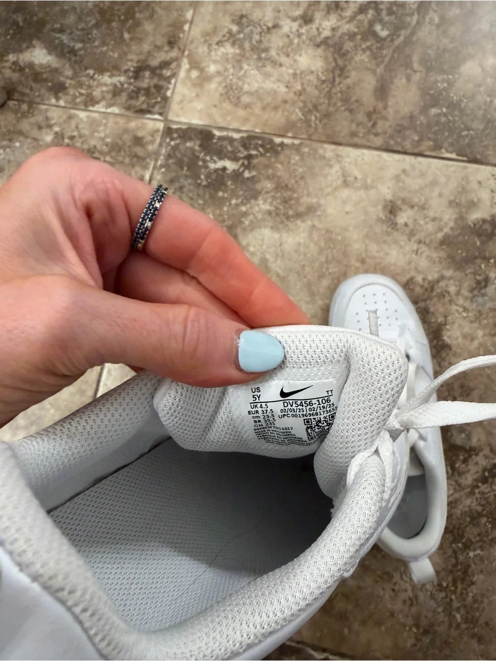 Kids White Nike Sneakers - Classic Low-Top